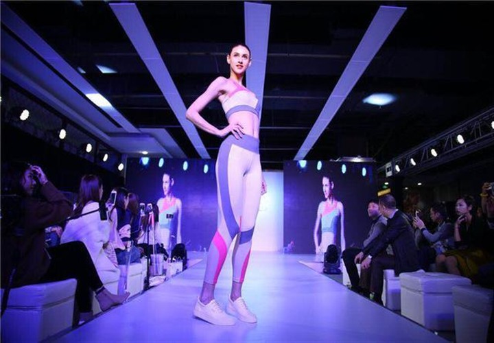 服飾夏季新品發布會